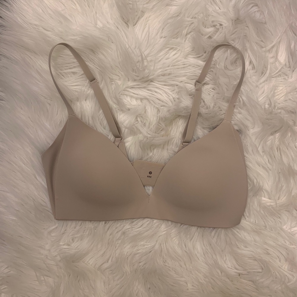Lululemon Wireless Nude Bra